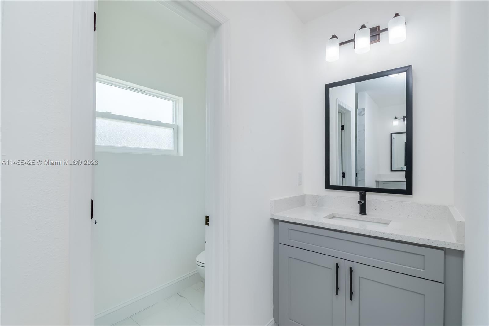 14224 Southwest 48th Court Road Ocala, FL 34473 - Photo 21 of 44 Gallery Image 21