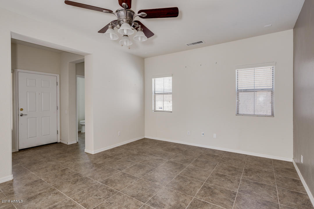 1933 West Davis Road Phoenix, AZ 85023 - Photo 3 of 29 03-Davis
