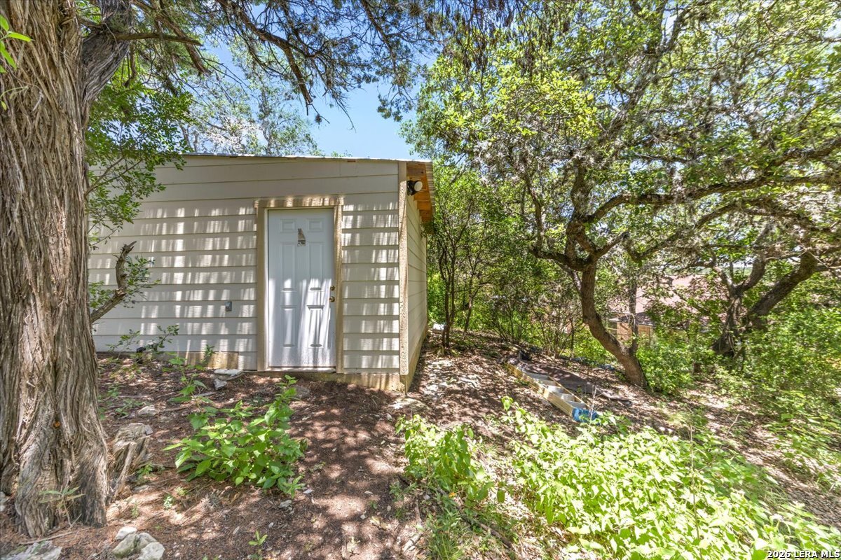 19435 Nottingham Lane Helotes, TX 78023 - Photo 38 of 46