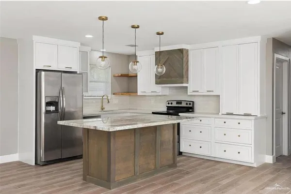 $2,300 | 806 Walnut Avenue, McAllen, TX 78501