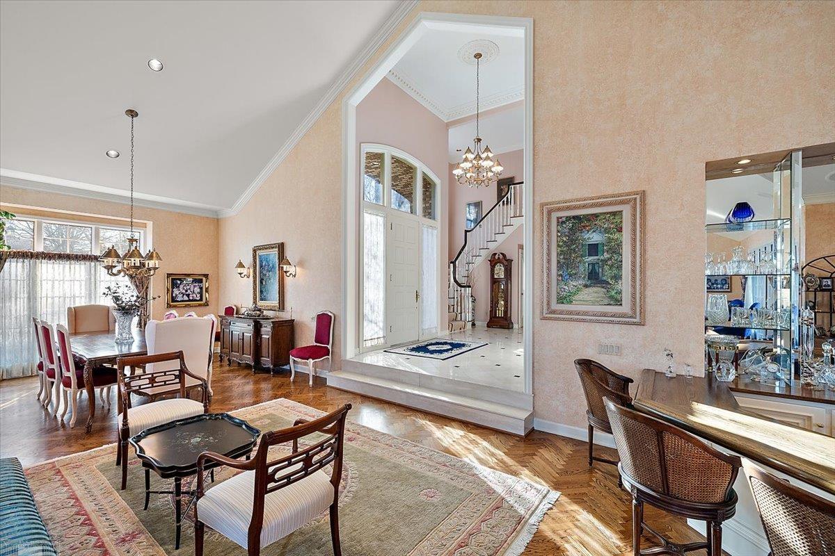 207 Lake Shore Road Grosse Pointe, MI 48236 - Photo 9 of 91