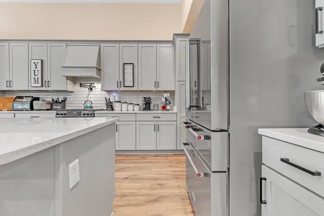 $575,000 | 9730 Woodland Fox Lane North, Cordova, TN 38018