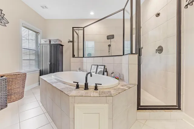 $575,000 | 9730 Woodland Fox Lane North, Cordova, TN 38018