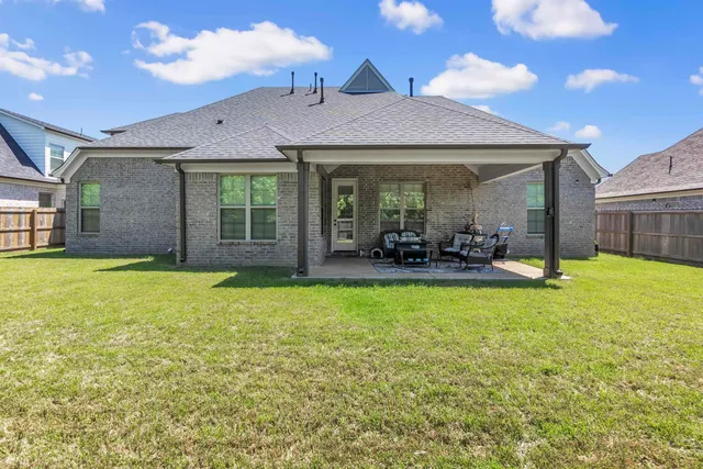 $575,000 | 9730 Woodland Fox Lane North, Cordova, TN 38018