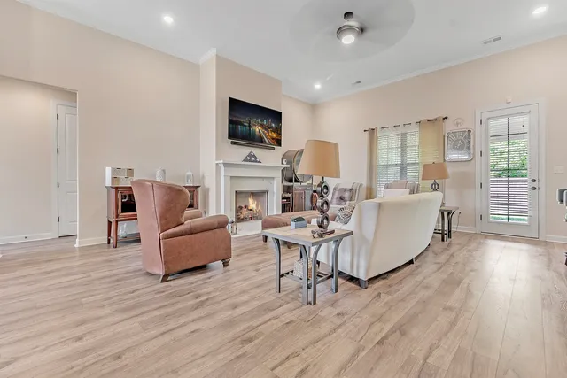 $575,000 | 9730 Woodland Fox Lane North, Cordova, TN 38018