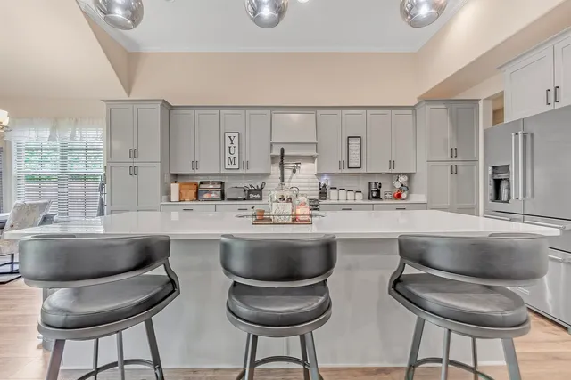 $575,000 | 9730 Woodland Fox Lane North, Cordova, TN 38018