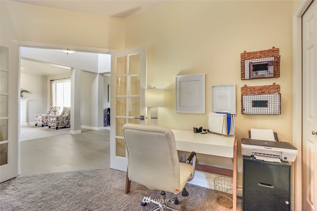 17315 Southeast 185th Street Renton, WA 98058 - Photo 13 of 25 Gallery Image 13