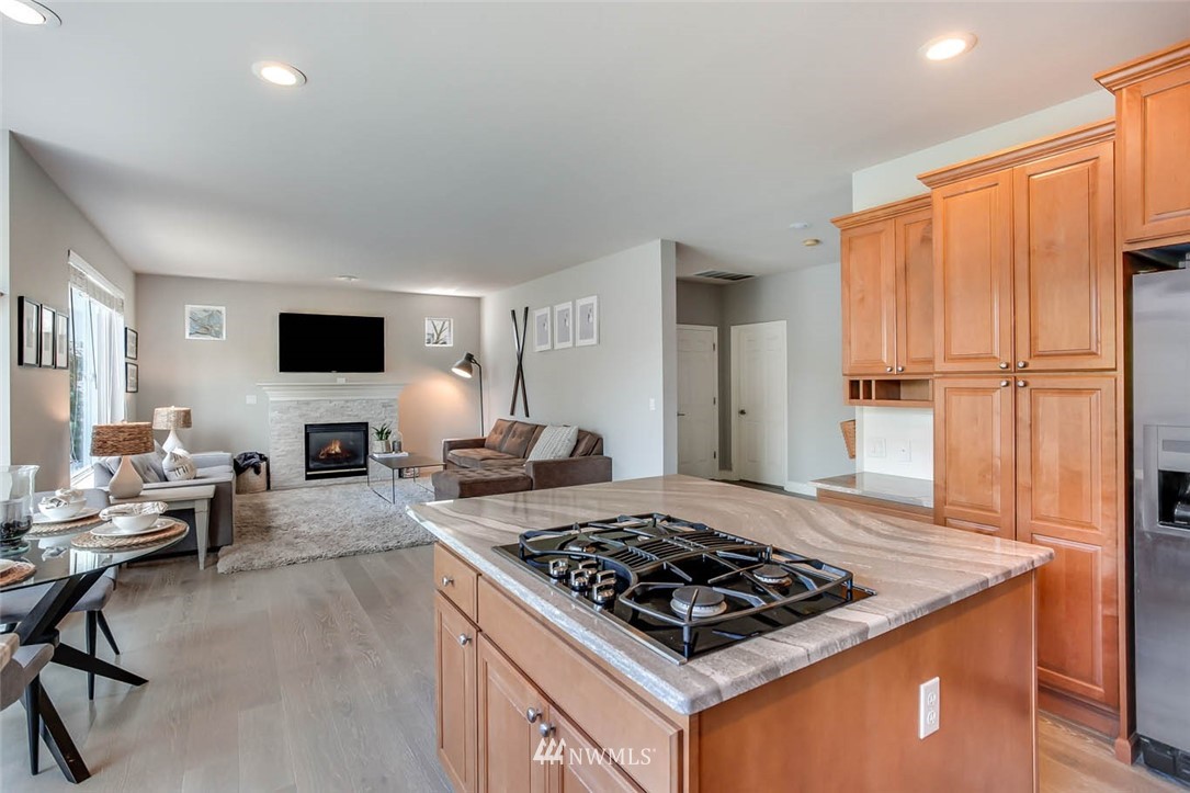 17315 Southeast 185th Street Renton, WA 98058 - Photo 8 of 25 Gallery Image 8