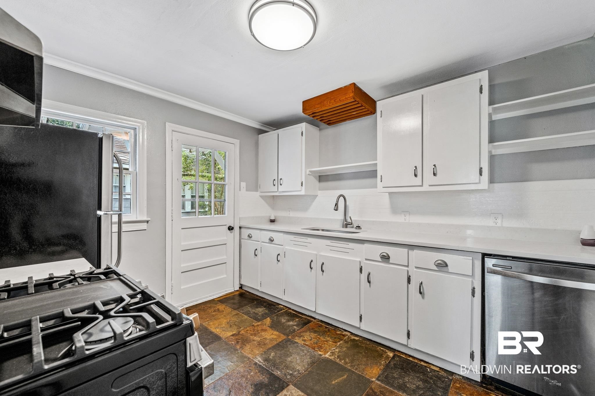 206 Hazel Street Mobile, AL 36607 - Photo 11 of 25