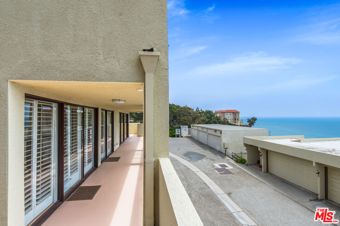 18057 Coastline Drive, Unit 5 Malibu, CA 90265 - Photo 17 of 20 a view of balcony with furniture
