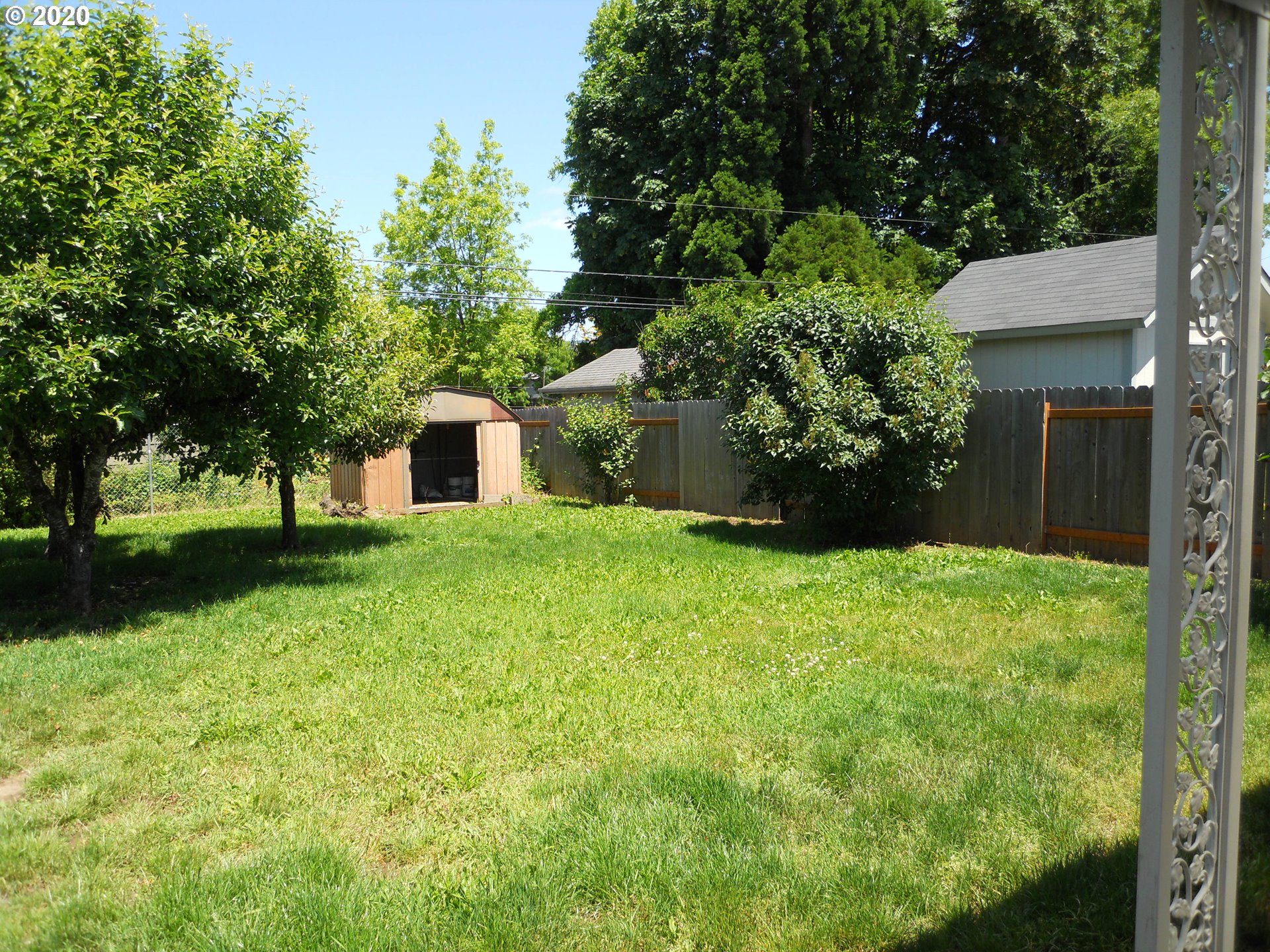 1560 T Street Springfield, OR 97477 - Photo 12 of 14