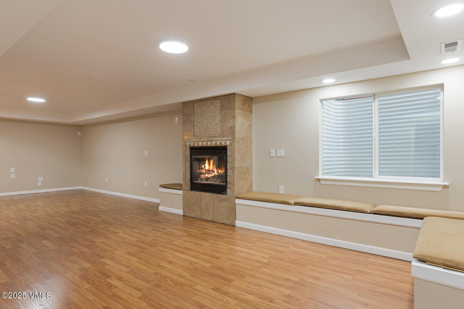 260 Longview Avenue Eagle, CO 81631 - Photo 12 of 34 wooden floor in an empty room with a window