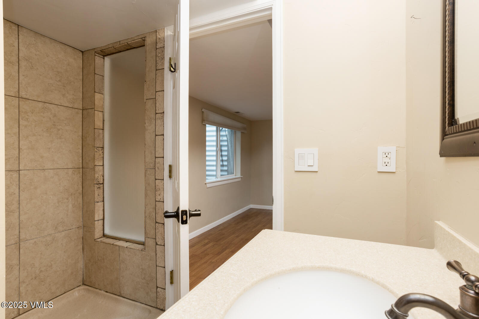 260 Longview Avenue Eagle, CO 81631 - Photo 16 of 34 a bathroom with a tub and shower