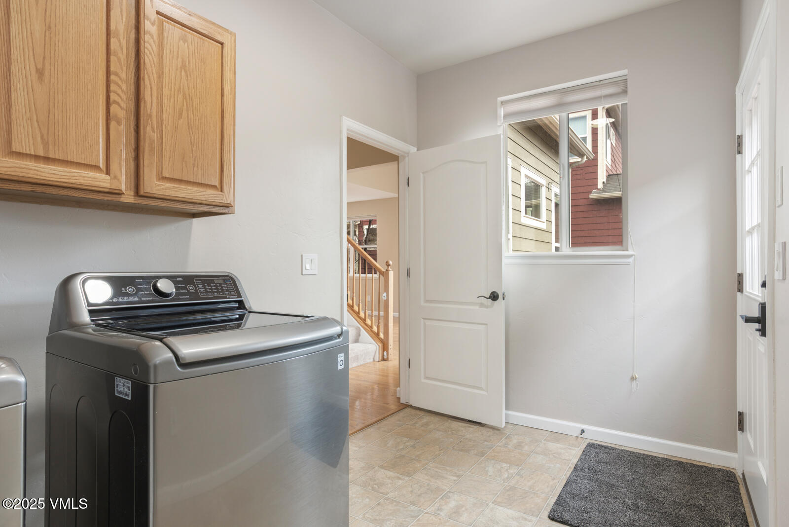 260 Longview Avenue Eagle, CO 81631 - Photo 24 of 34 a utility room with dryer and washer