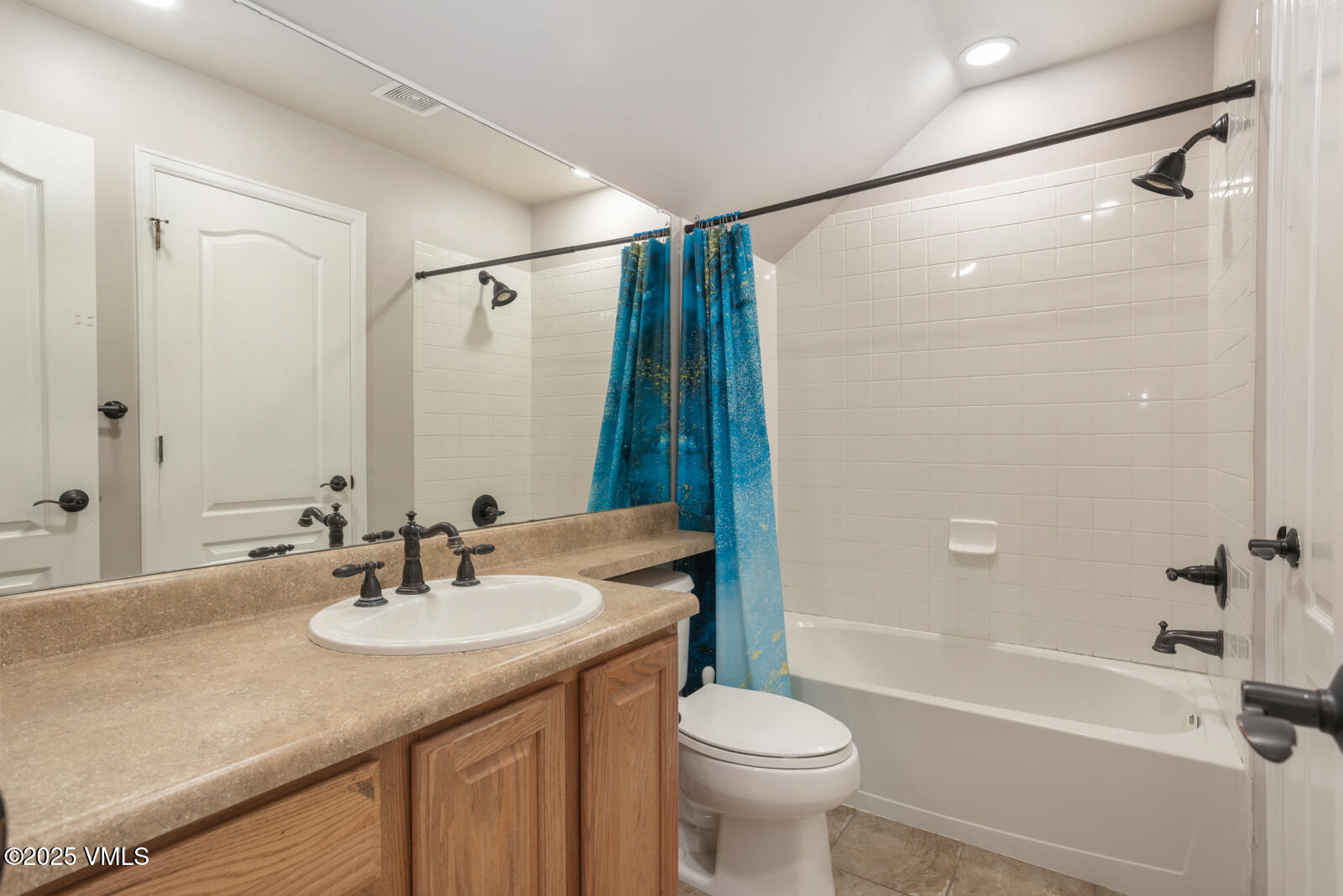 260 Longview Avenue Eagle, CO 81631 - Photo 25 of 34 a bathroom with a sink toilet and shower