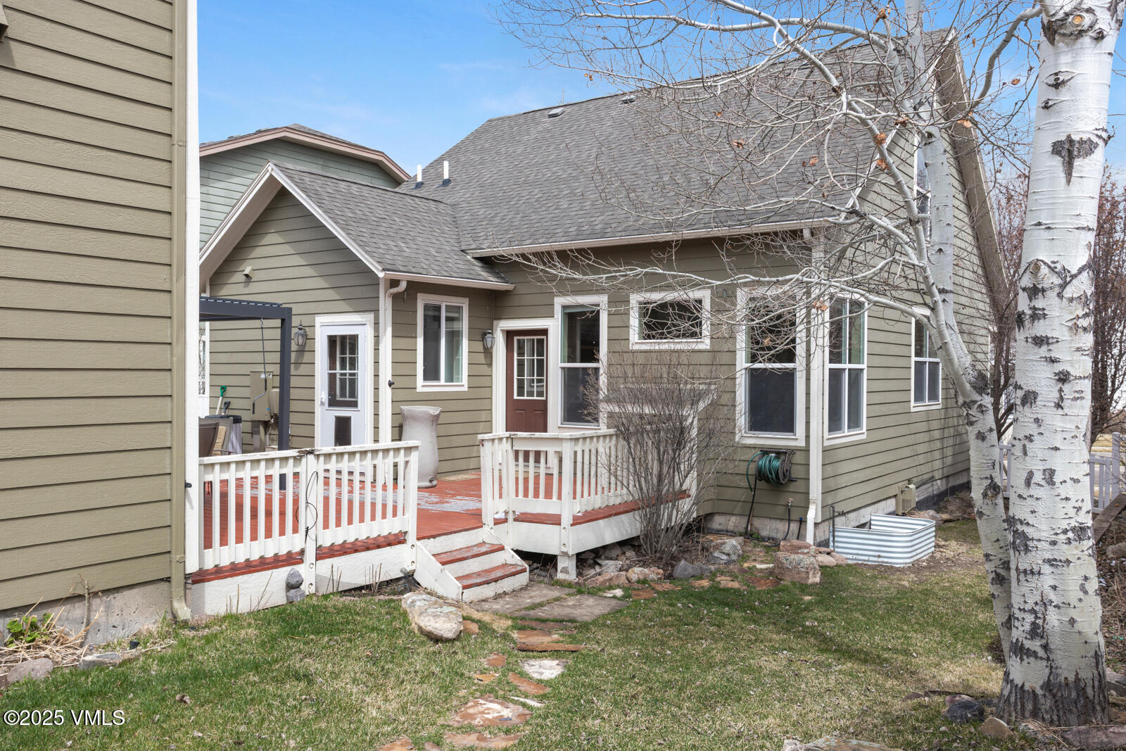 260 Longview Avenue Eagle, CO 81631 - Photo 32 of 34 front view of a house with a yard