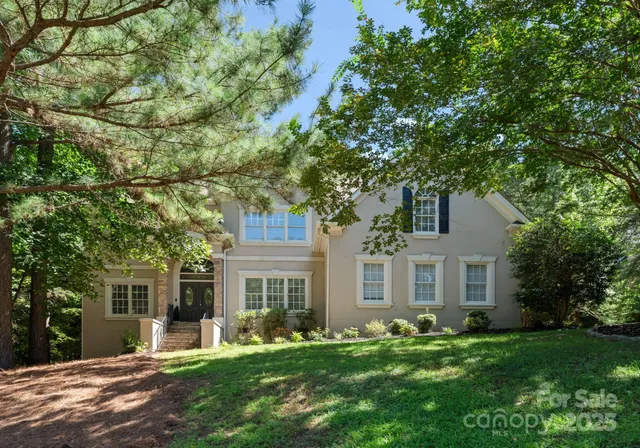 $899,000 | 3839 Mountain Cove Drive, Charlotte, NC 28216