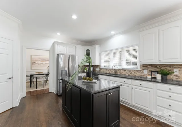 $899,000 | 3839 Mountain Cove Drive, Charlotte, NC 28216