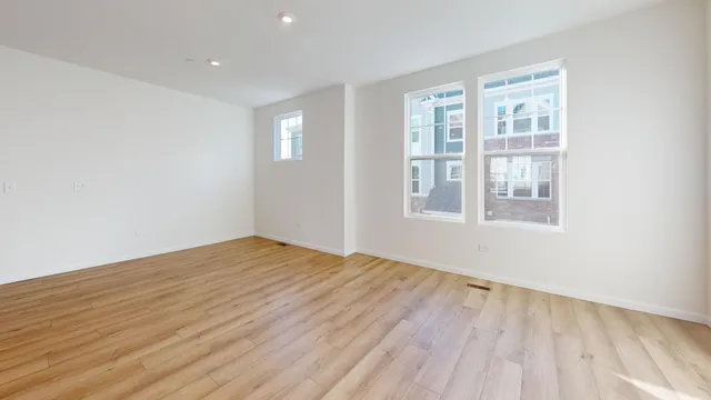 $4,200 | 134 Yorktown Court, Libertyville, IL 60048