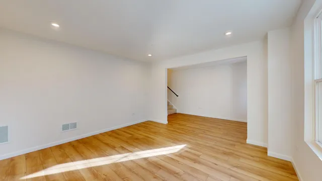 $4,200 | 134 Yorktown Court, Libertyville, IL 60048