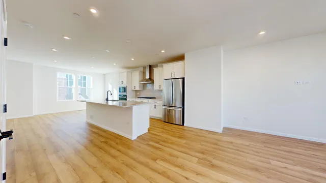 $4,200 | 134 Yorktown Court, Libertyville, IL 60048