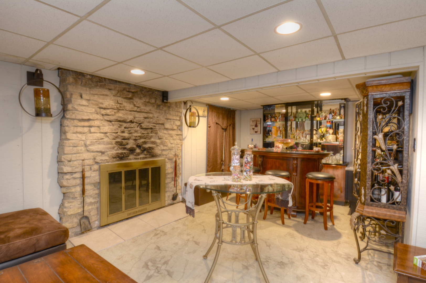 4N150 Thorntree Road St. Charles, IL 60174 - Photo 17 of 29 a view of a livingroom with furniture and a fireplace