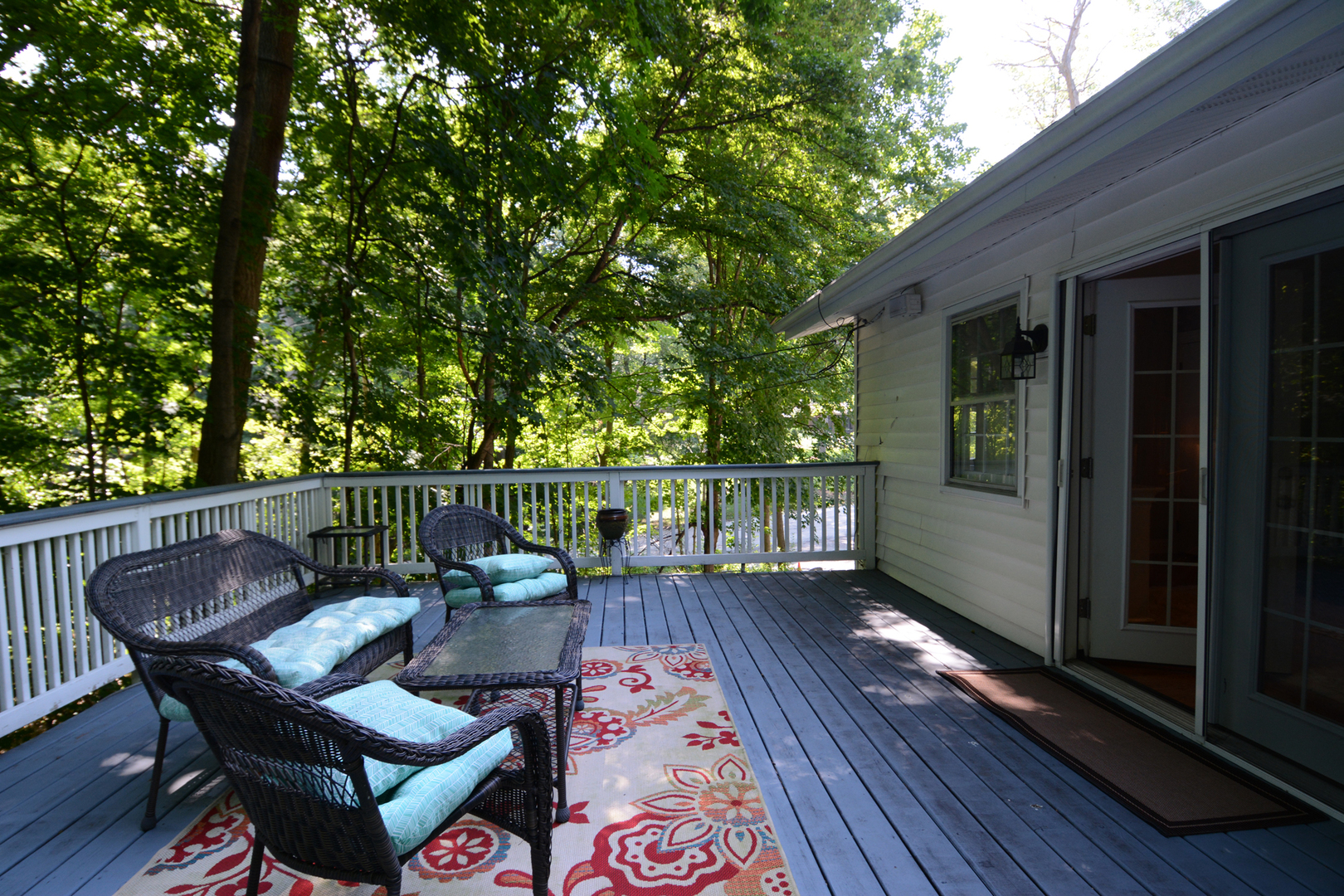 4N150 Thorntree Road St. Charles, IL 60174 - Photo 21 of 29 a view of balcony with furniture