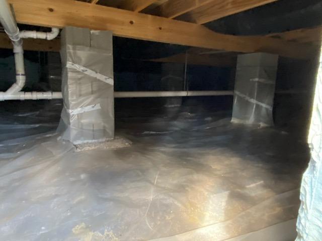 2060 Allensville Road Bennington, IN 47011 - Photo 25 of 34 Crawl Space with Gravel, Vapor Barrier, and Dehumidifier