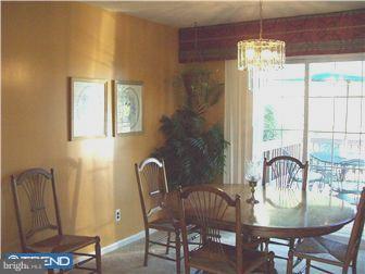 7 Harkfort Road Newark, DE 19702 - Photo 5 of 12 Dining Room