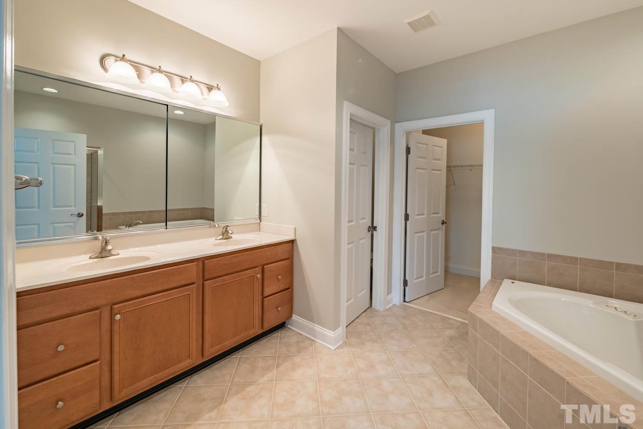 11004 Fair Chase Court Raleigh, NC 27617 - Photo 19 of 30 Gallery Image 19