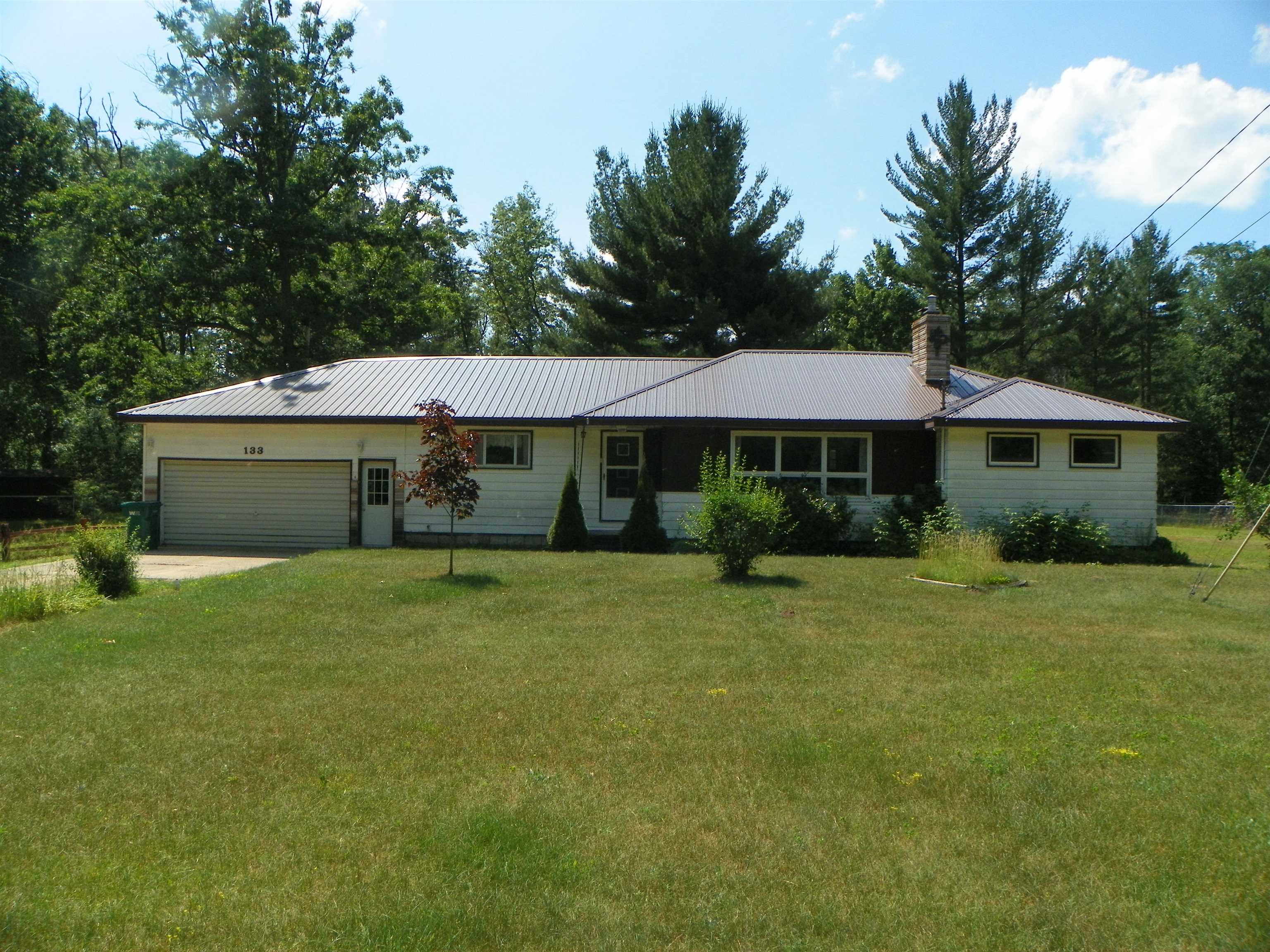 133 Oakgrove Road Harrison, MI 48625 - Photo 1 of 47 Gallery Image 1