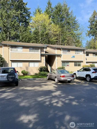 $260,000 | 17527 149th Avenue Southeast, Unit B2, Renton, WA 98058