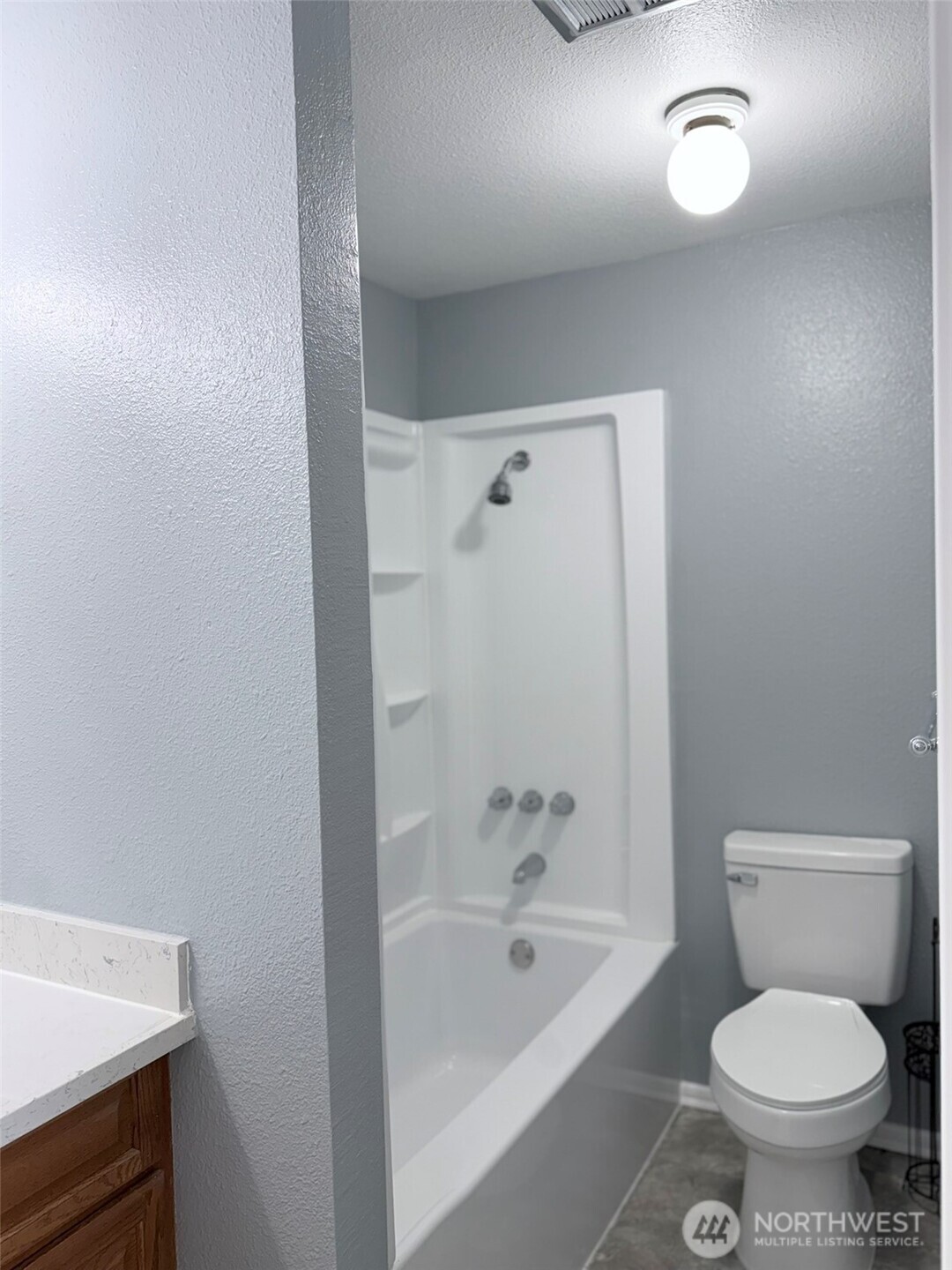 17527 149th Avenue Southeast, Unit B2 Renton, WA 98058 - Photo 16 of 32