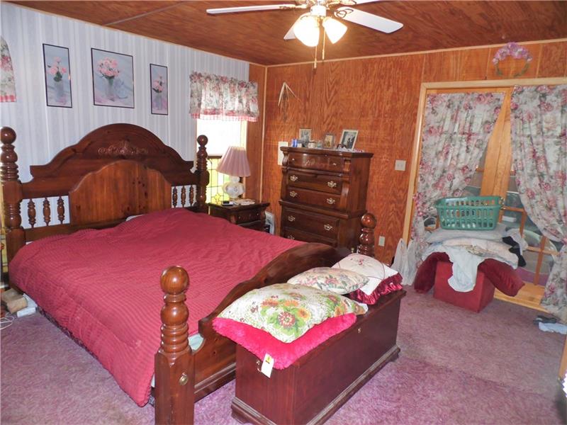117 Fuehrer Road Elizabeth, PA 15037 - Photo 10 of 22 Gallery Image 10