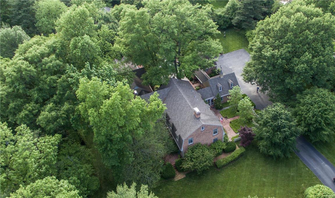 959 Tirrill Farms Road Ladue, MO 63124 - Photo 2 of 37 Gallery Image 2