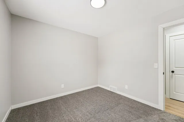 $420,000 | 20550 Iceland Avenue, Lakeville, MN 55044