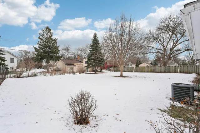 $420,000 | 20550 Iceland Avenue, Lakeville, MN 55044