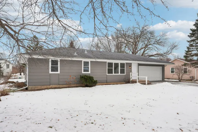 $420,000 | 20550 Iceland Avenue, Lakeville, MN 55044