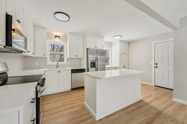 $420,000 | 20550 Iceland Avenue, Lakeville, MN 55044