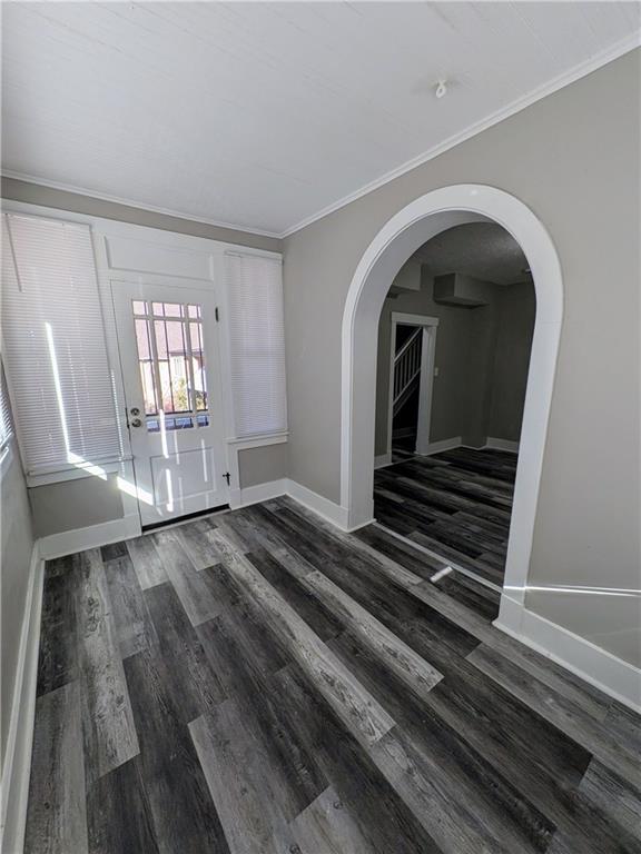 82 Harlem Avenue McKees Rocks, PA 15136 - Photo 8 of 27 a view of a livingroom with wooden floor