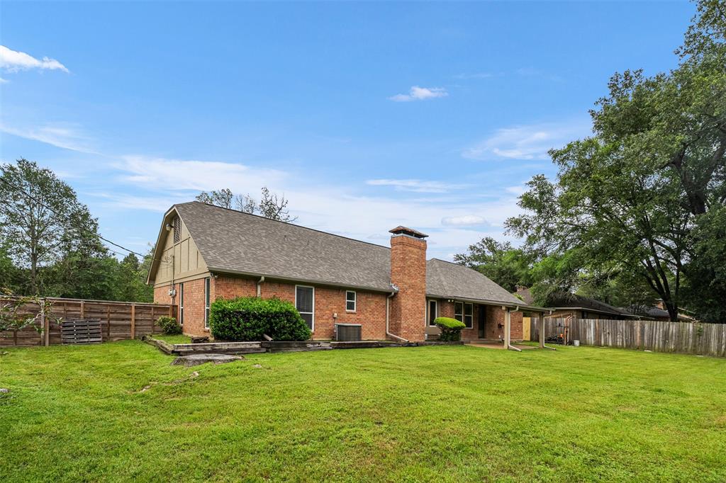 1102 Mill Run Road Athens, TX 75751 - Photo 29 of 35 a front view of house with a garden
