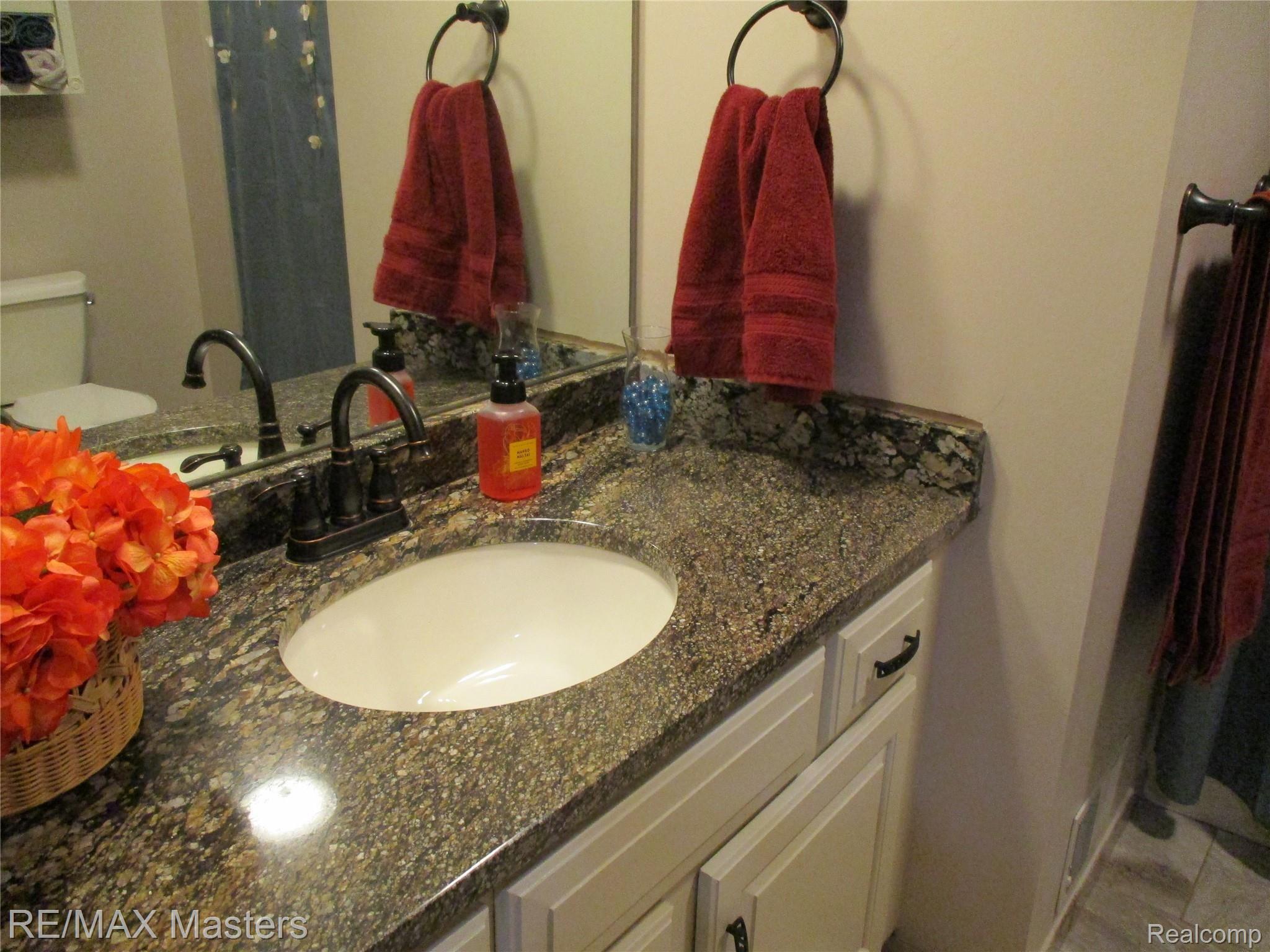 20181 Vining Road New Boston, MI 48164 - Photo 53 of 65 IMG_0965.JPG