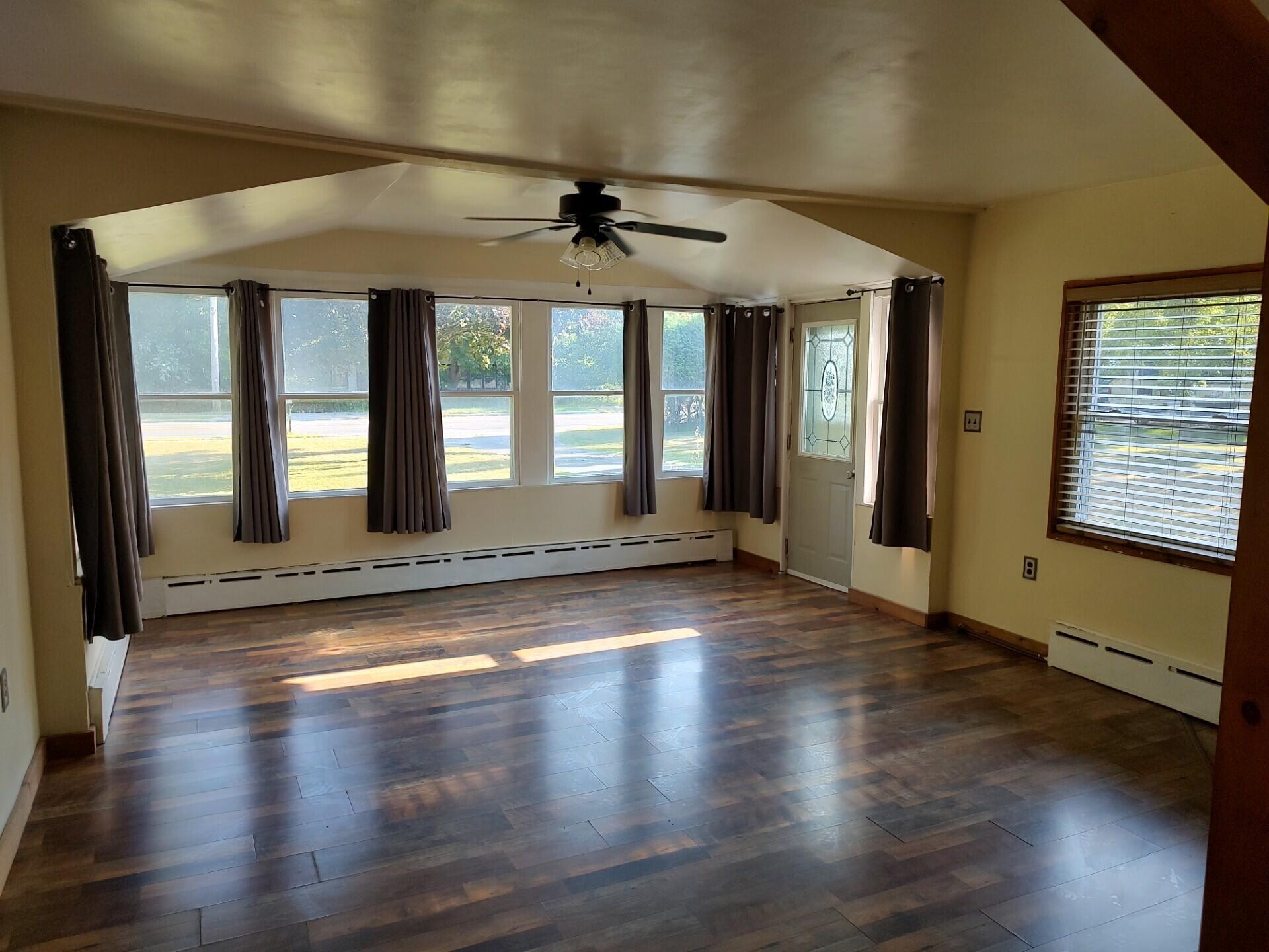 372 Rugar Street Plattsburgh, NY 12901 - Photo 2 of 22 Gallery Image 2