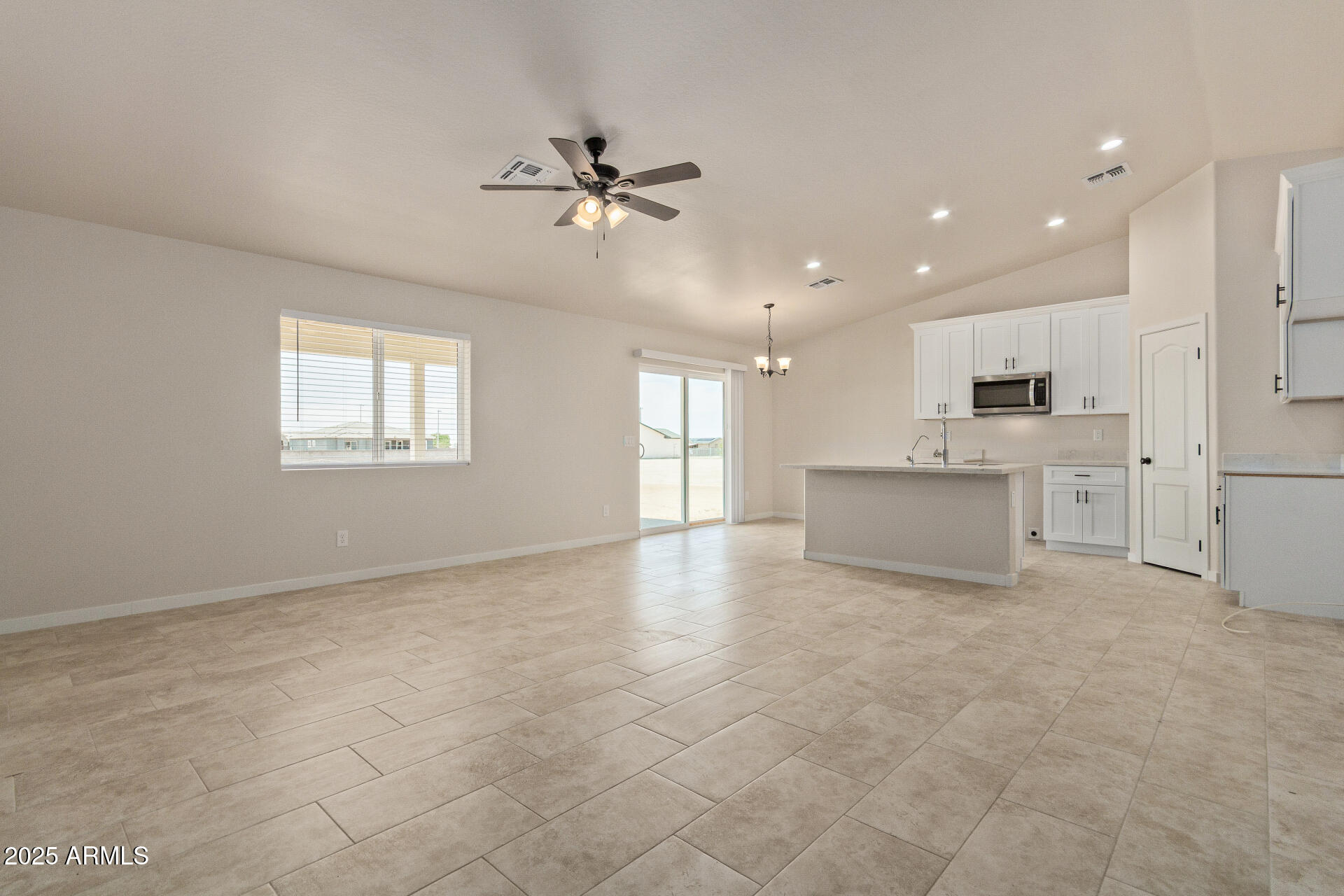 20345 West Carver Road Buckeye, AZ 85326 - Photo 11 of 41 12 - Carver