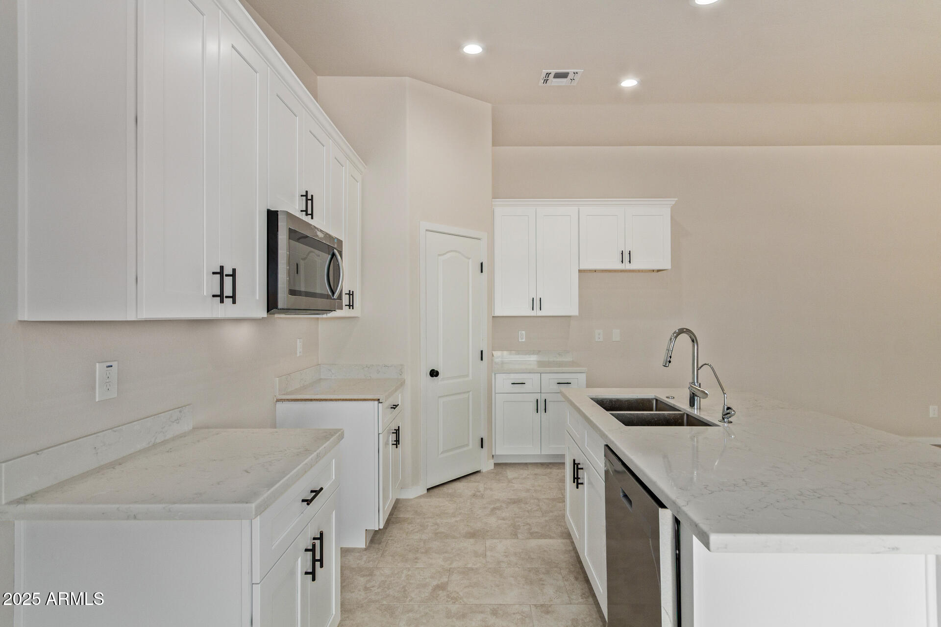 20345 West Carver Road Buckeye, AZ 85326 - Photo 16 of 41 15 - Carver