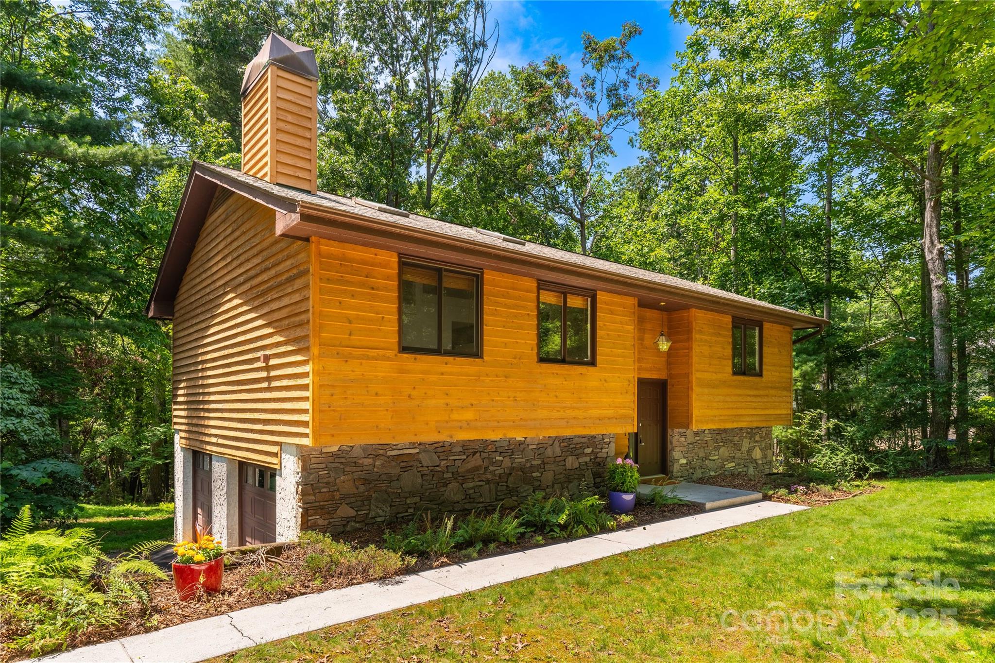 2 Oak Grove Road Arden, NC 28704 - Photo 1 of 39 Gallery Image 1