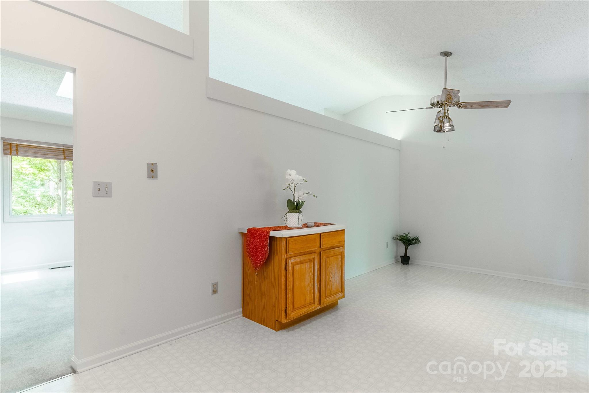 2 Oak Grove Road Arden, NC 28704 - Photo 11 of 39 Gallery Image 11