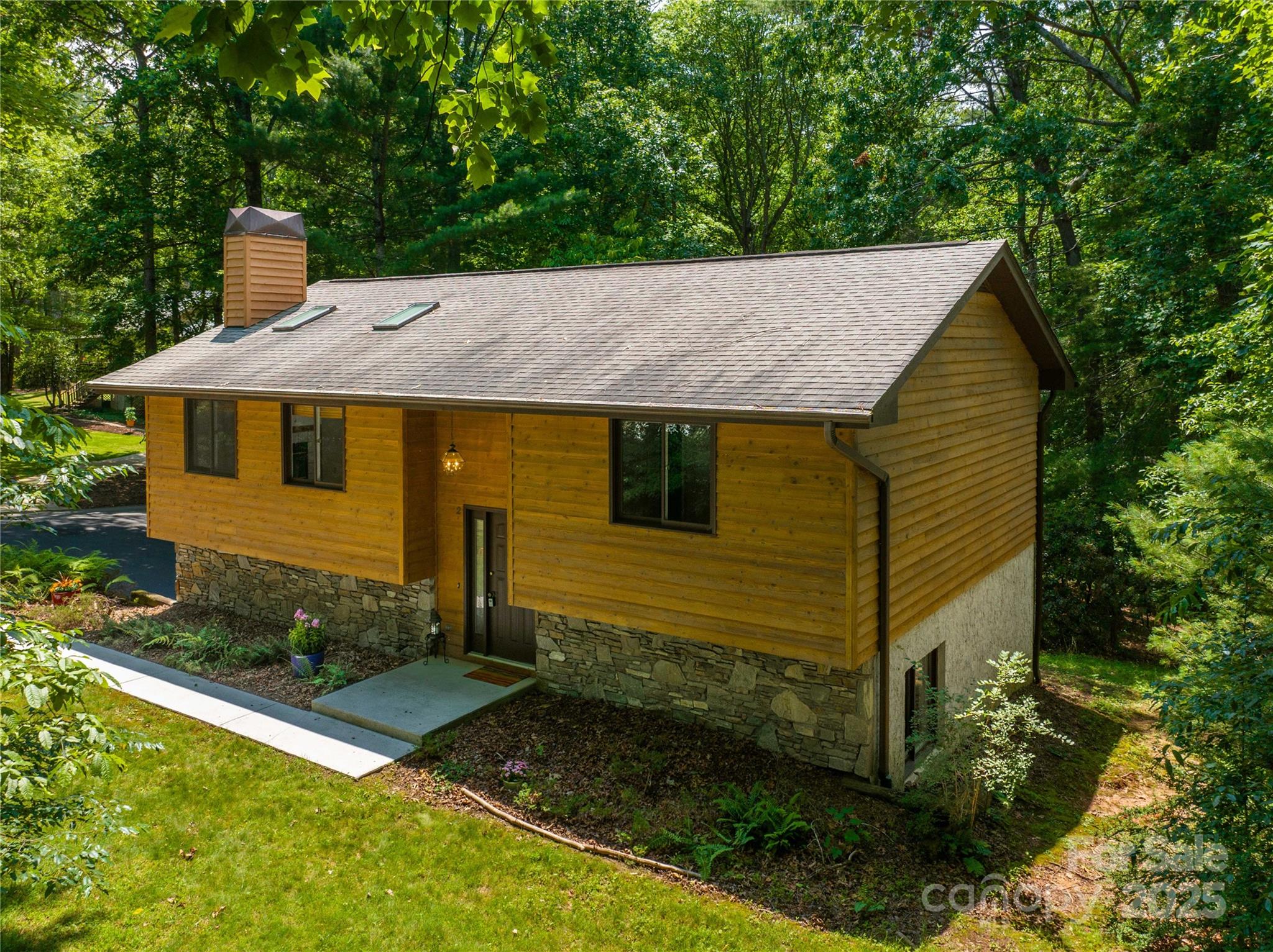 2 Oak Grove Road Arden, NC 28704 - Photo 3 of 39 Gallery Image 3