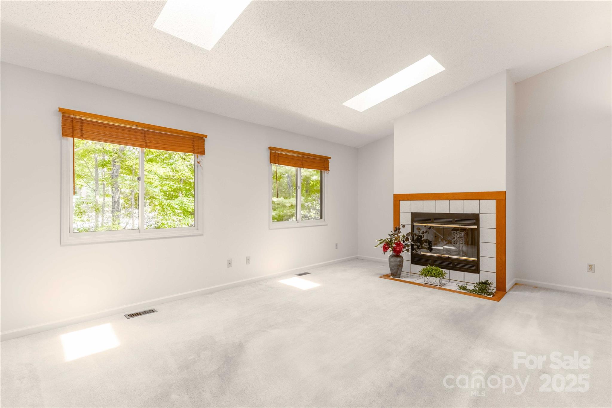2 Oak Grove Road Arden, NC 28704 - Photo 5 of 39 Gallery Image 5