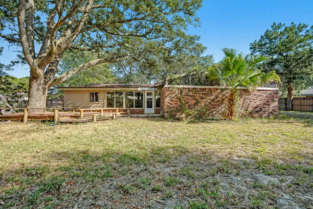 $424,900 | 655 Merioneth Drive Northeast, Fort Walton Beach, FL 32547